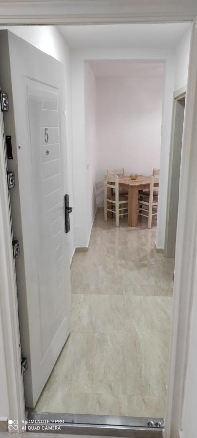 Idealhouse Apartments Ulcinj Bagian luar foto