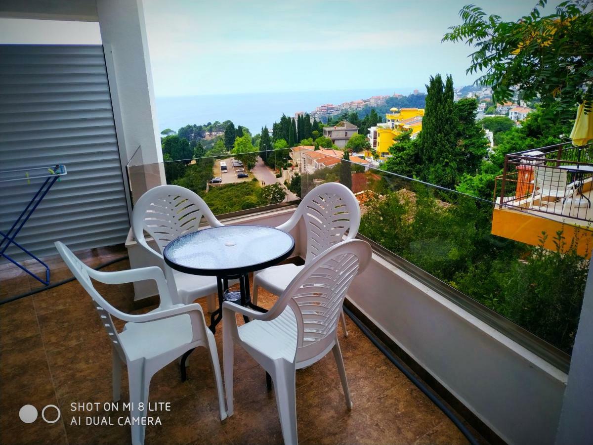 Idealhouse Apartments Ulcinj Bagian luar foto